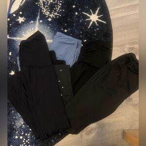 Maternity leggings bundle